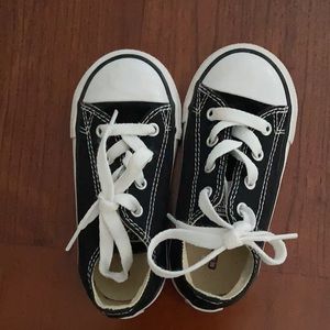 Black low top Converse. Toddler size 8